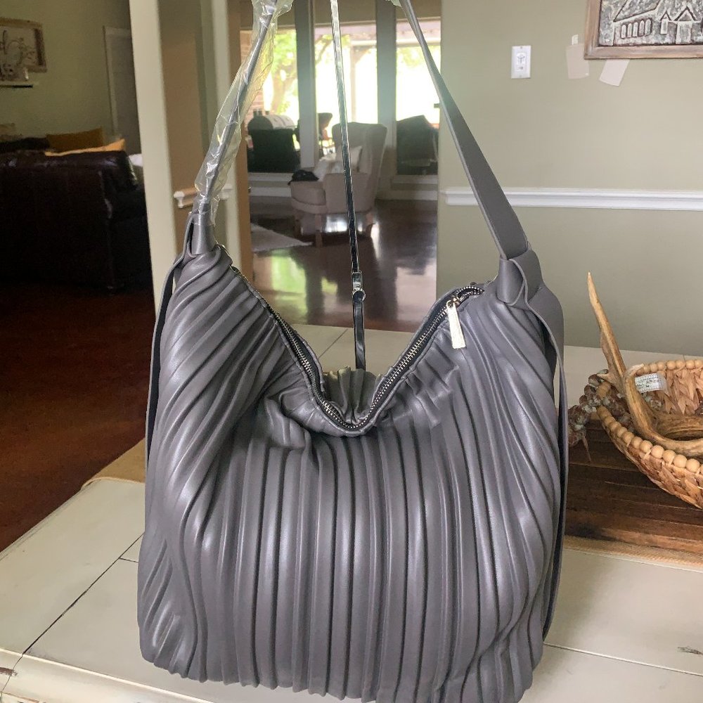 Womens Beautiful Handbag